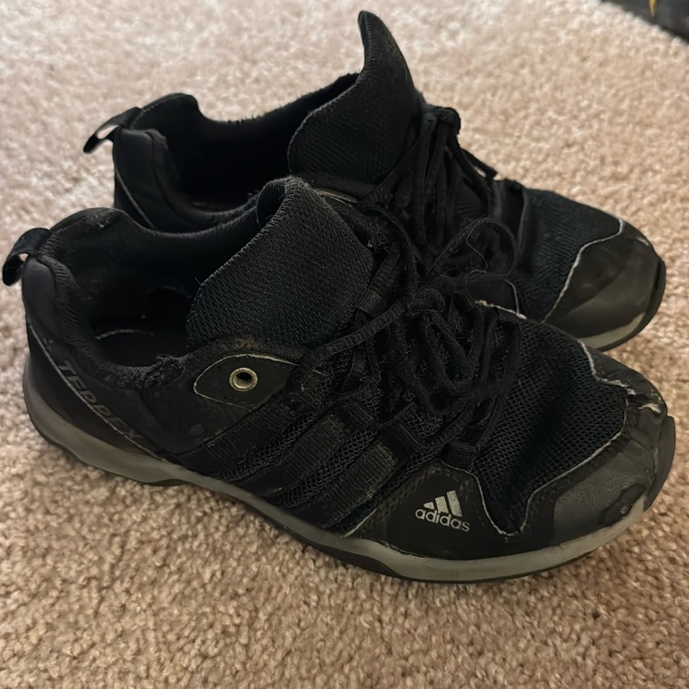 Boys Adidas Terrex Hiking Sneaker Size 3